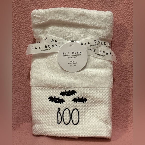 Rae Dunn Bath Rae Dunn Set Of 2 Boo With Bats Hand Towels White And